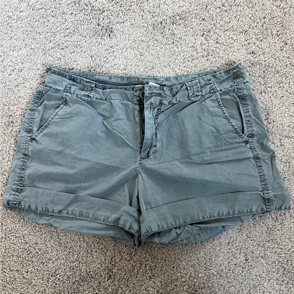GAP Gray Cargo Shorts Relaxed Fit